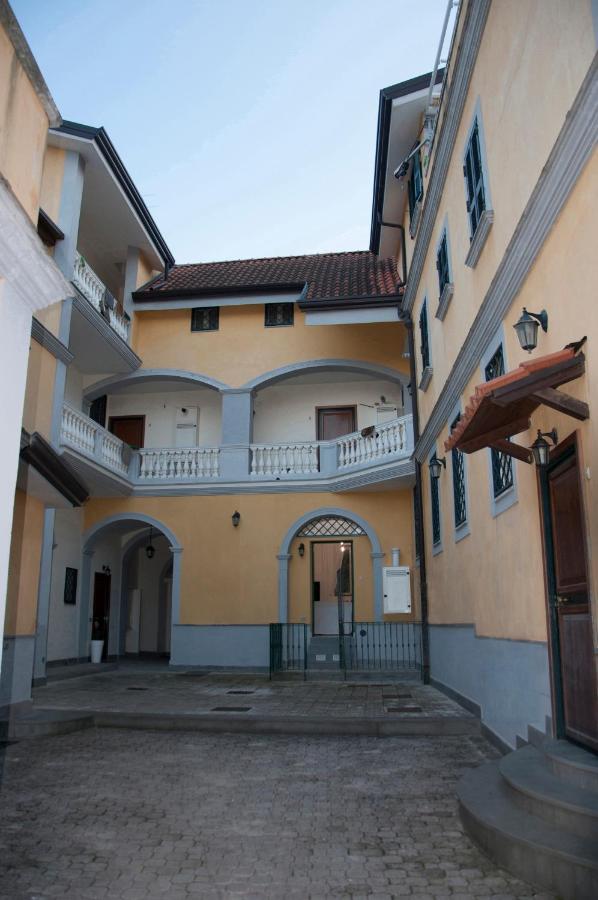Cerasella House Apartment Castellammare di Stabia Exterior foto